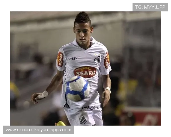 内马尔定位球妙传制造连环插上，巴西前场配合更默契